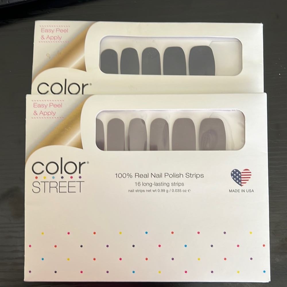 New and sealed Color Street (navy and Berlin to win)